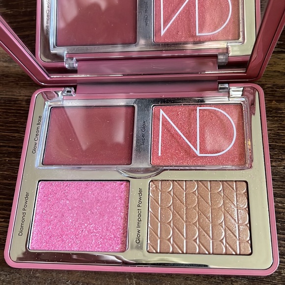 Natasha Denona set - Picture 2 of 4